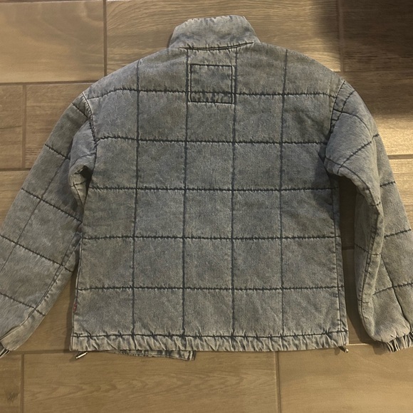 NWT Levi’s BOX QUILTED COTTON JACKET- Light Denim Wash - Picture 8 of 8